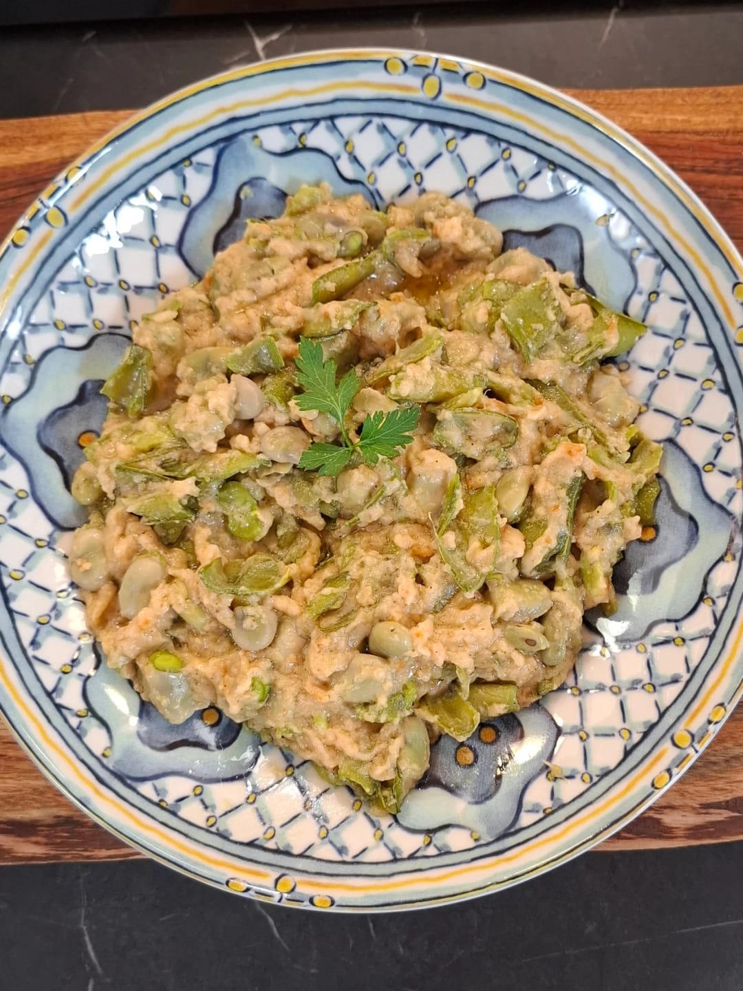 Κουκιά με σκορδοτηγάνιση - recipe