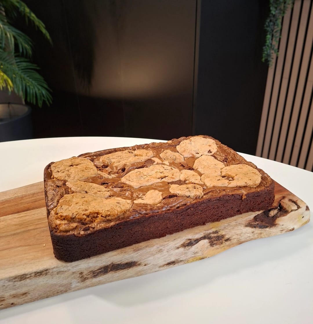 Brookies with Strawberry Sauce - recipe