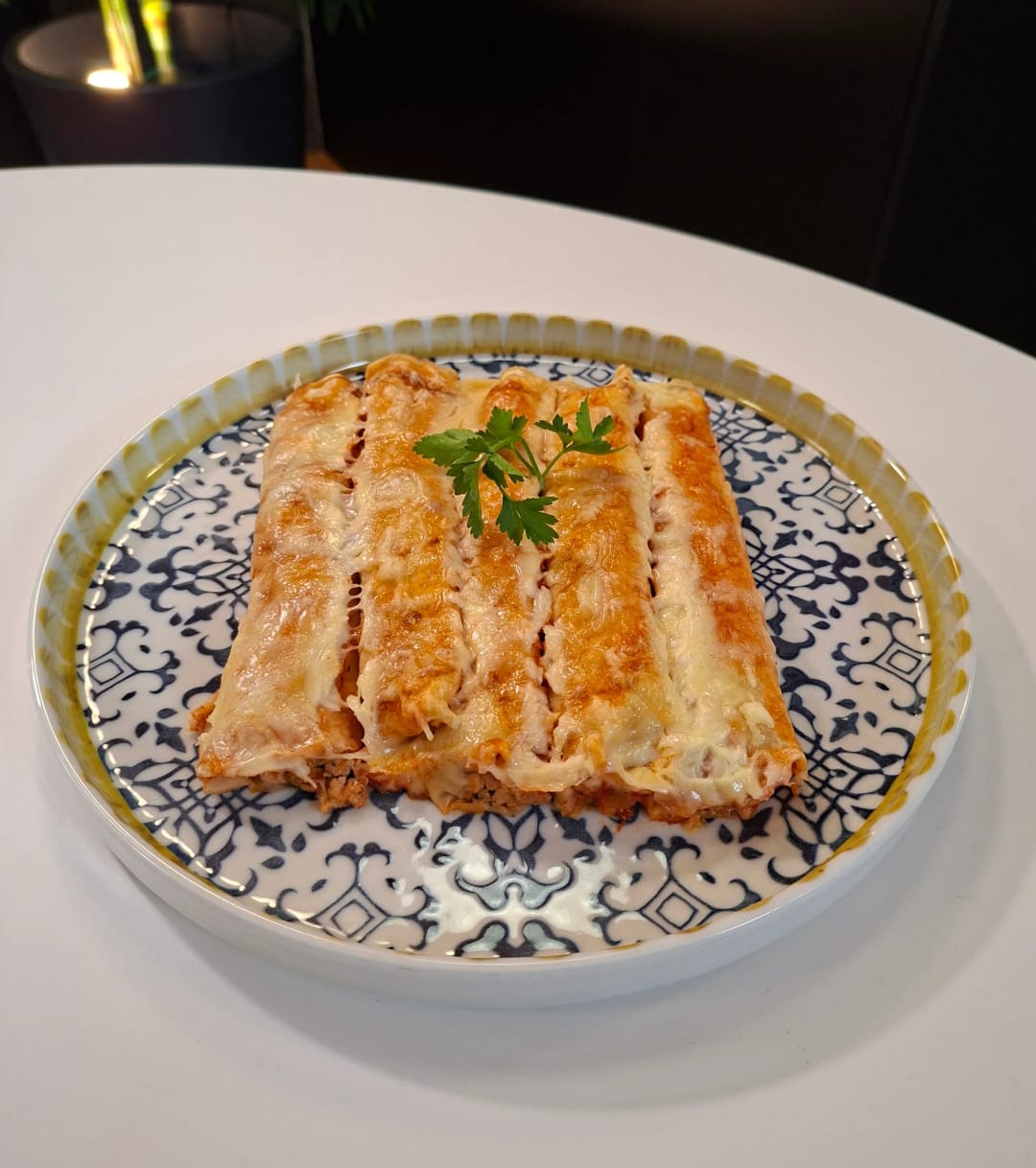 Κανελόνια με κρέπες και κιμά - recipe