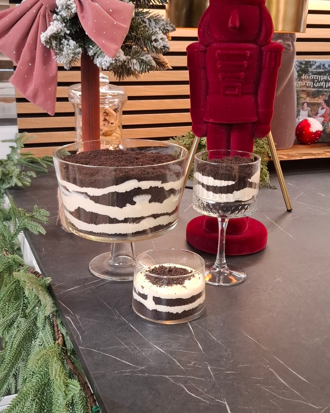 Cream with Chocolate Biscuits - recipe