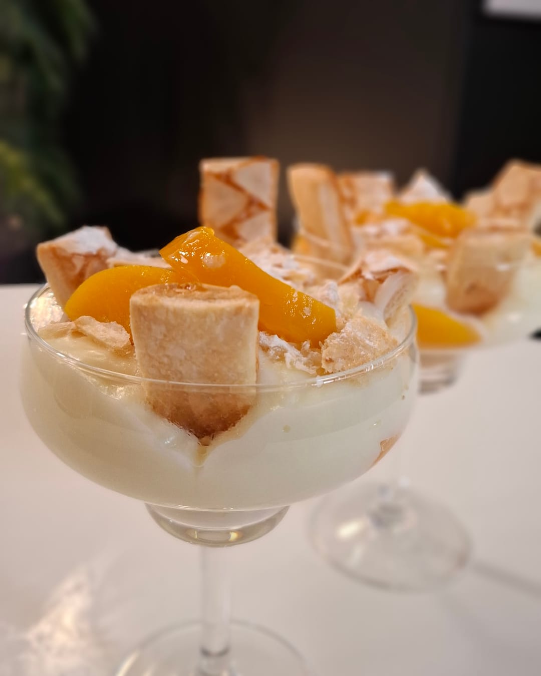 Cream with Puff Pastry Squares - recipe