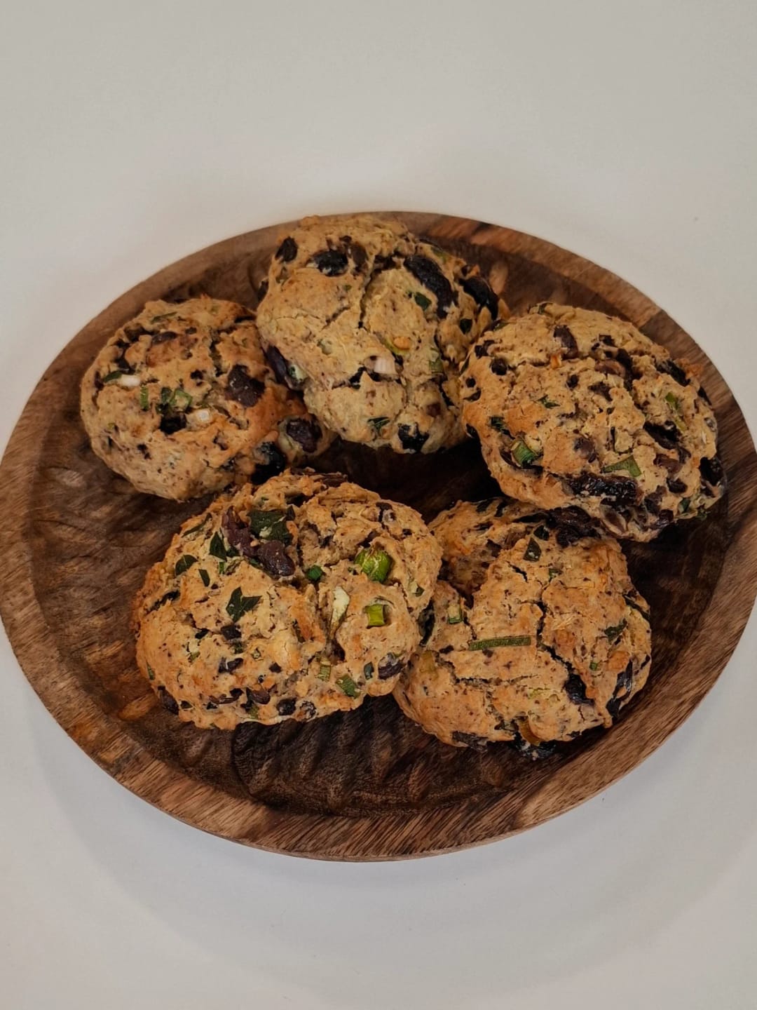 Cypriot Olive Pies (Eliopites) - recipe