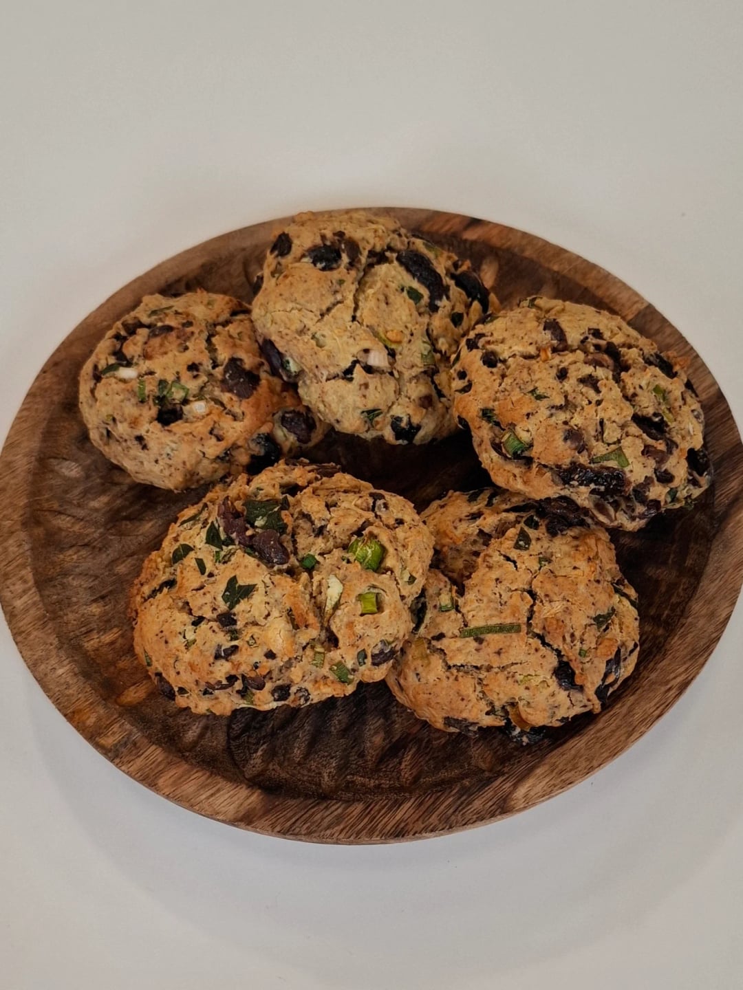 Κυπριακές ελιόπιτες - Video recipe thumbnail