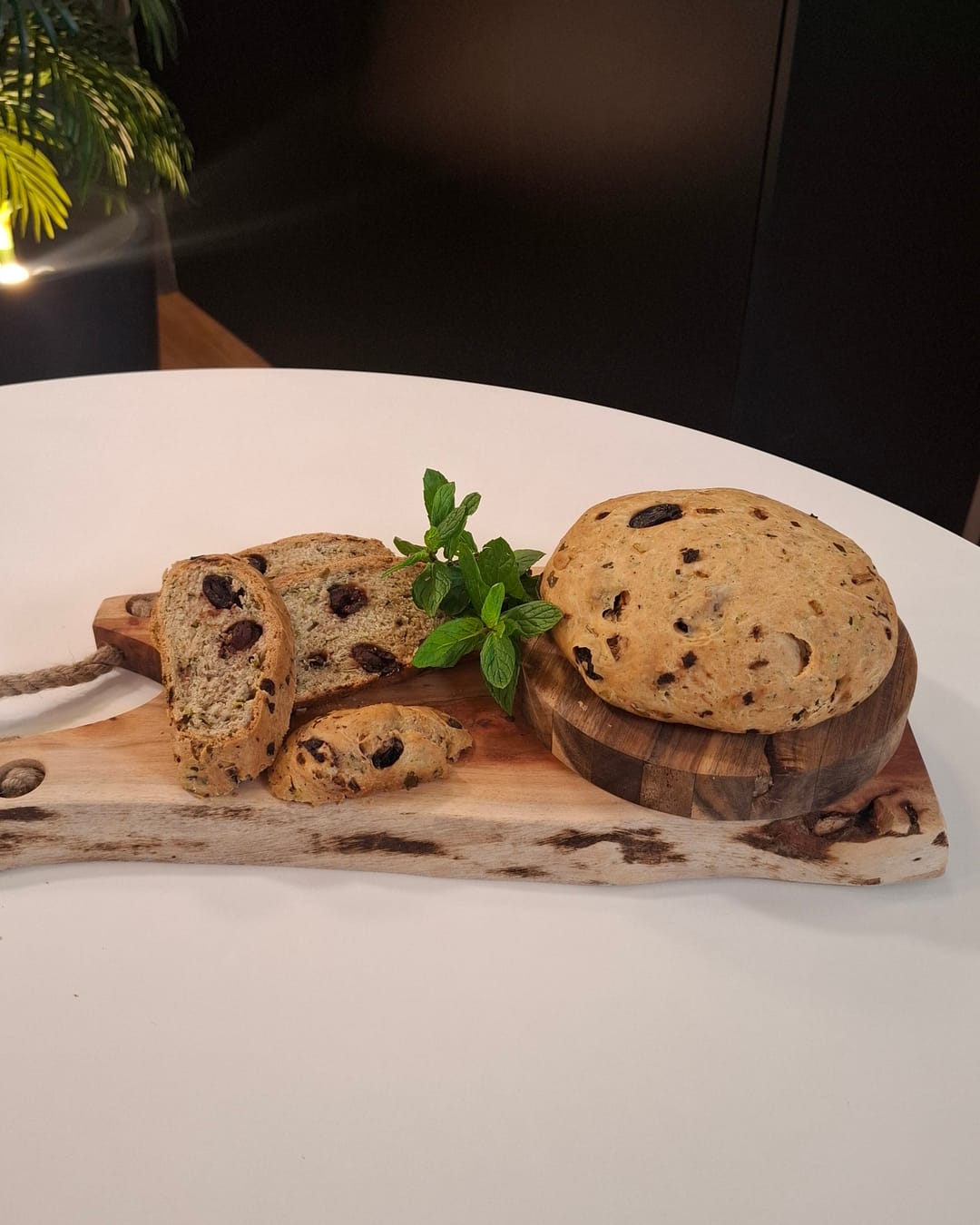 Eliotes (Cypriot Olive Bread) - recipe