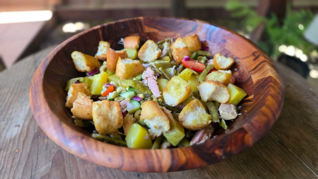 Σαλάτα με φρέσκο λουβί - recipe