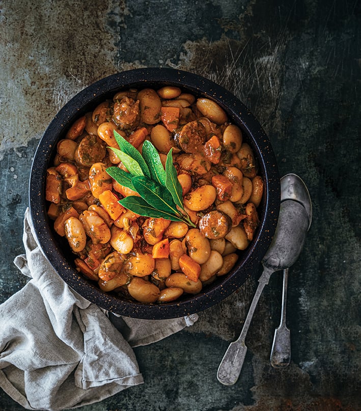 Giant Beans with Wine Sausages - Recipe image