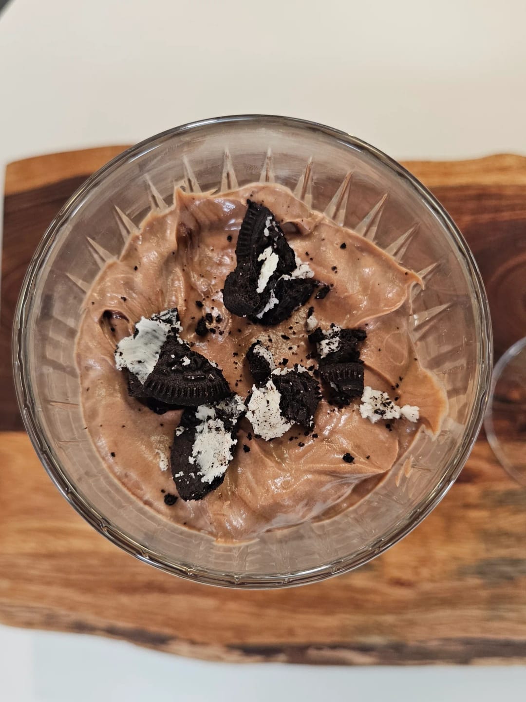 Hazelnut Praline Cheesecake with a Chocolate Cookie Base - recipe