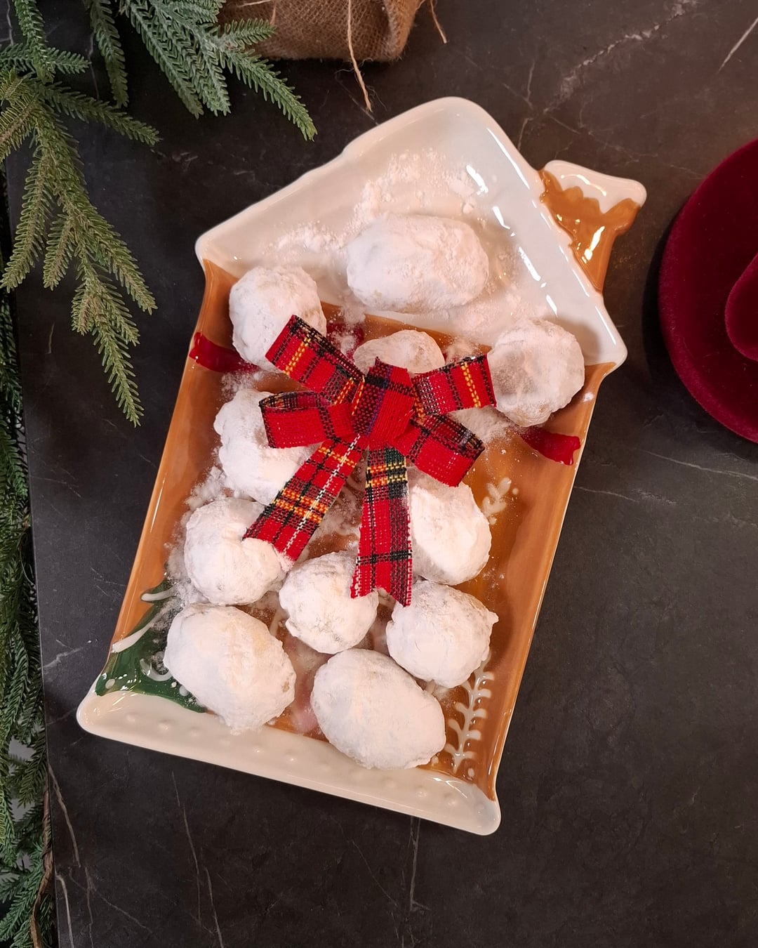 Κουραμπιέδες με ούζο - Video recipe thumbnail