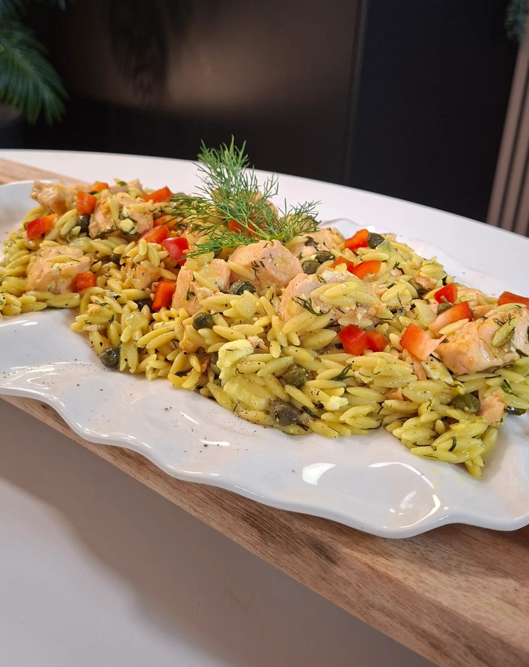 Κριθαράκι με σολομό, κουτρούβι και φέτα - recipe