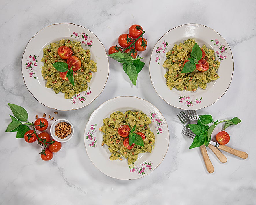 Pasta with Avocado Pesto - Video recipe thumbnail