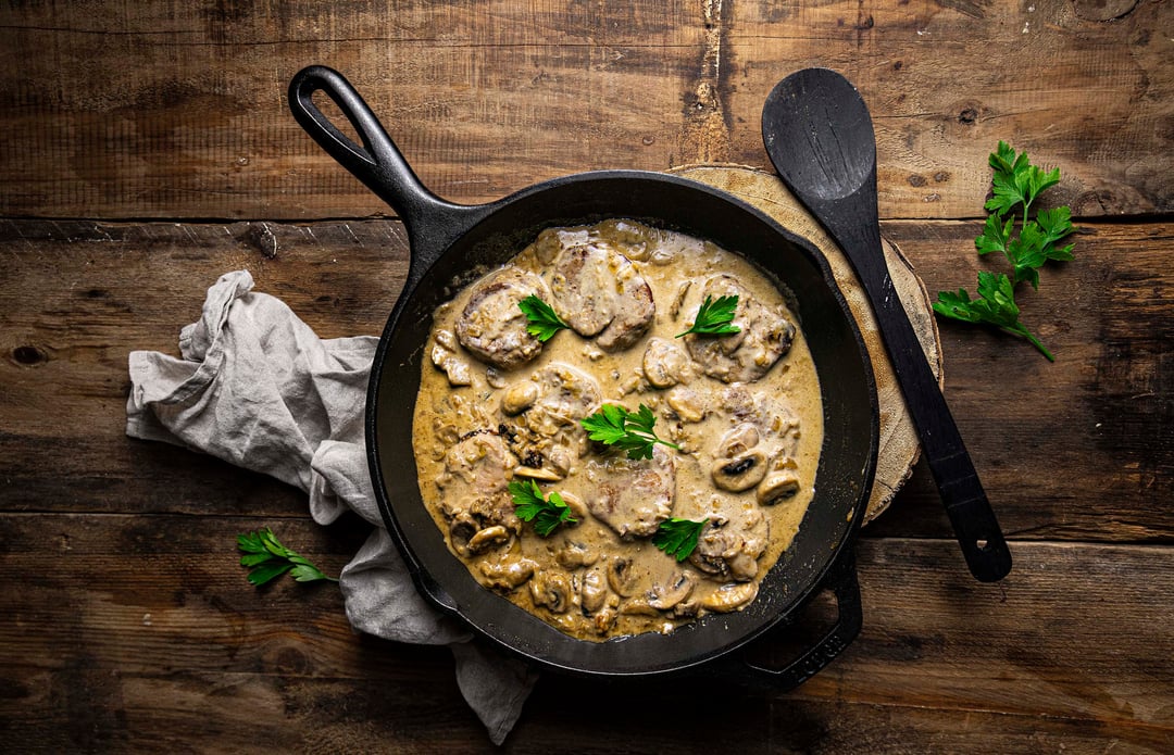 Pork Tenderloin with Mushrooms and Grated Halloumi - Recipe image