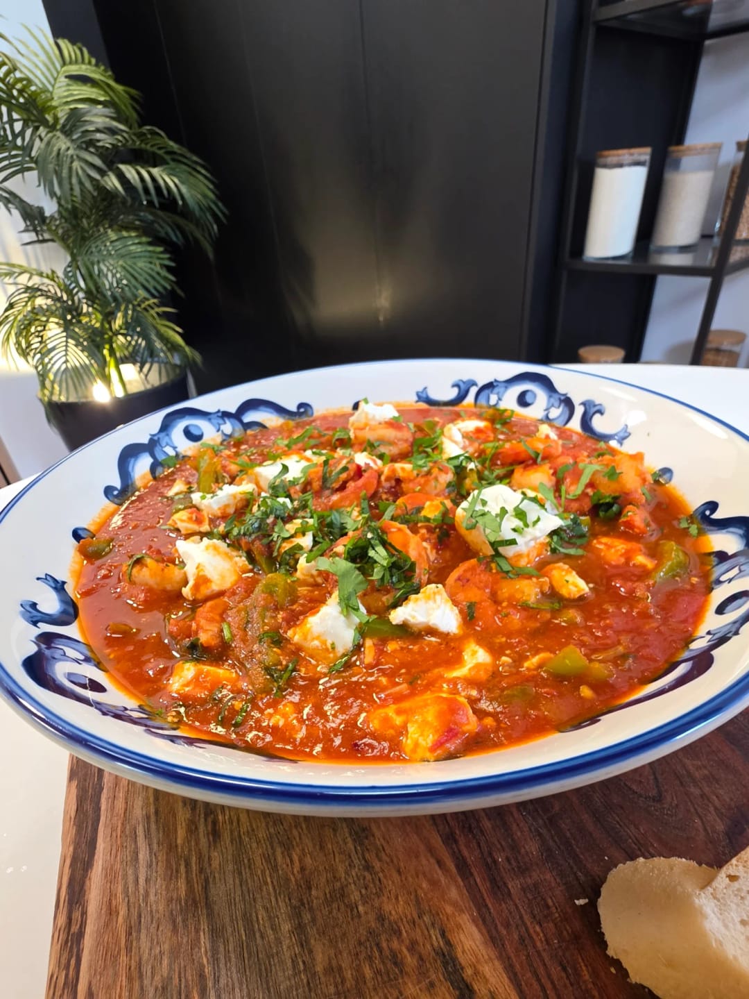 Γαρίδες σαγανάκι με πράσινη πιπεριά - recipe