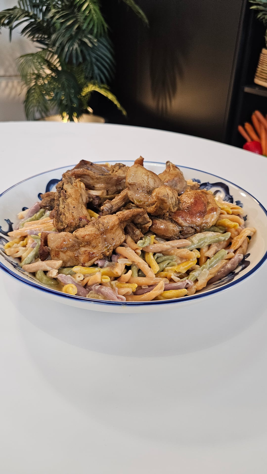 Μακαρόνια σκιουφιχτά με κρέμα καρύδας - Video recipe thumbnail