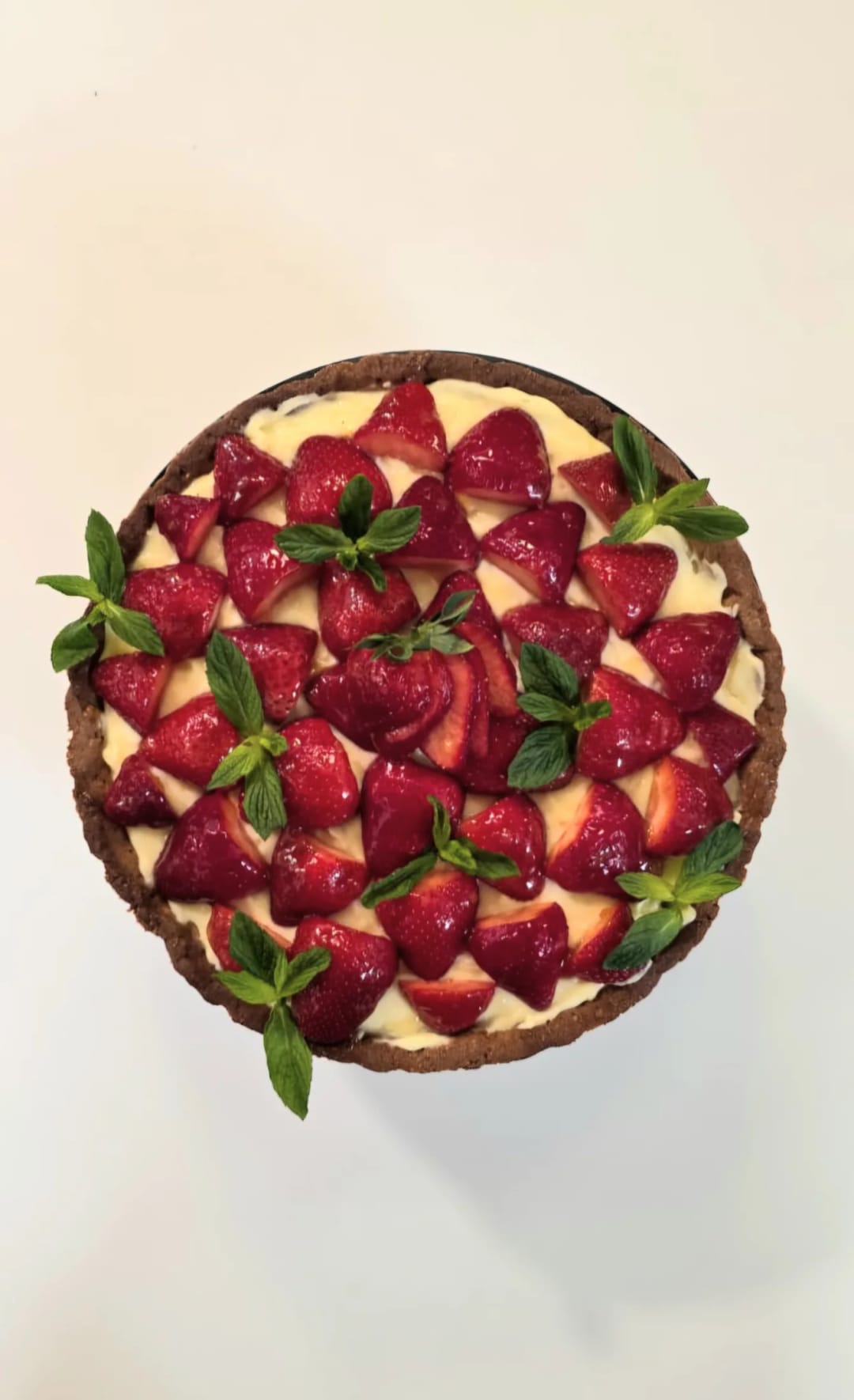 Strawberry Tart (Tarte aux fraises) - recipe