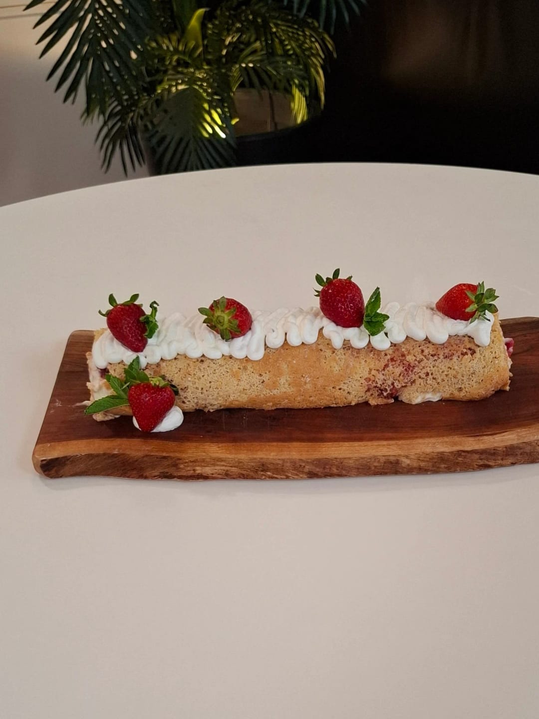 Swiss Roll Filled with Cream and Strawberries - recipe